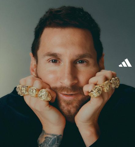 adidas поздравил Месси фото с восемью перстнями. Каждое кольцо – особое достижение Лео - FC-BARCELONA.RU