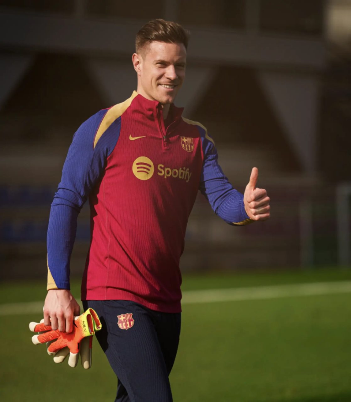 «Барселона» готовится к матчу с «Гранадой» с Тер Стегеном и Микой Файе - FC-BARCELONA.RU - FC-BARCELONA.RU