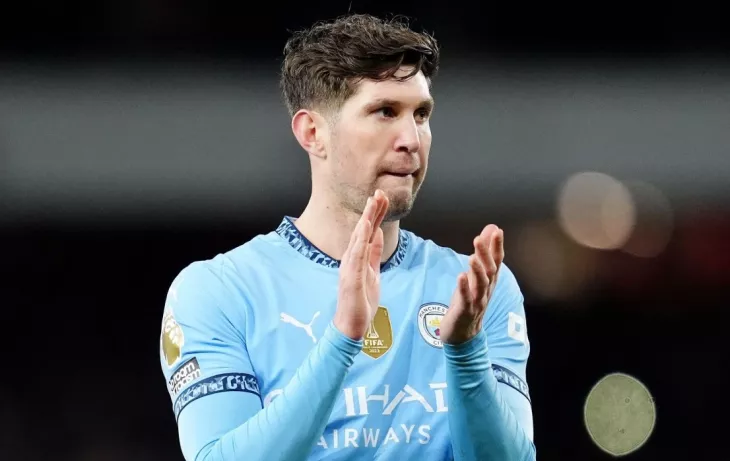 barselona sobiraetsja podpisat zashhitnika manchester siti 6d4039b